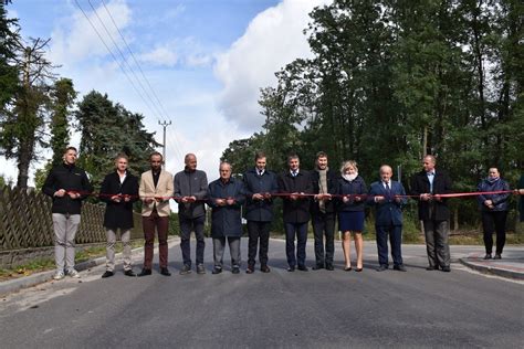 Remont dróg w gminie Opatówek Mieszkańcy owocowych ulic w Szałem