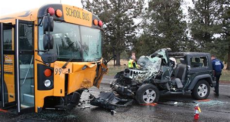 Crash Involving School Bus On Highway 20 In Oregon Clayconews