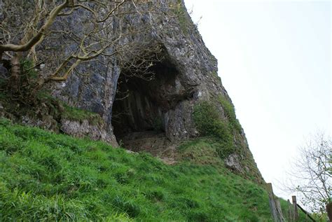 Manifold Valley & Thor’s Cave – Mark C Newton