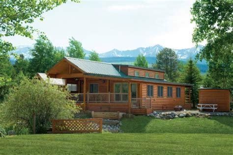 13 Most Artistic Log Cabin Exterior Paint Colors to Get Inspiration ...