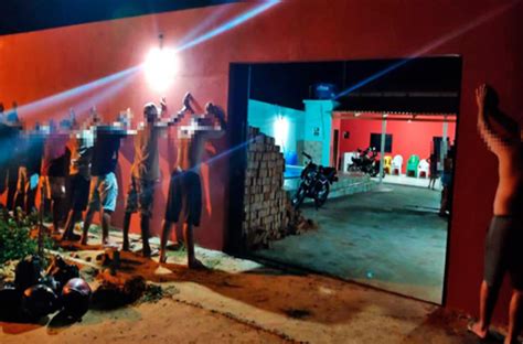 Até quando Polícia acaba mais uma festa clandestina nesse fim de