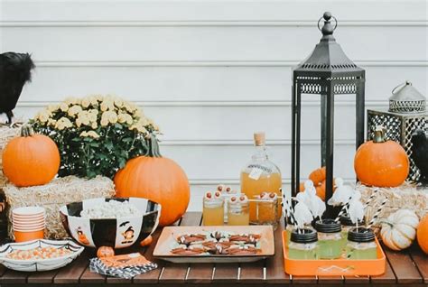 Halloween Pumpkin Carving Party Ideas