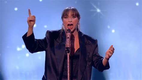 Sydnie Christmas Has Judges In Tears With Incredible My Way