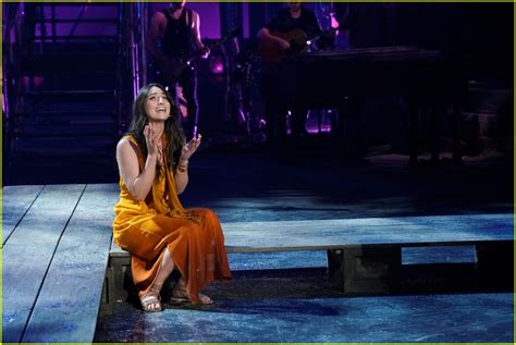 Watch Sara Bareilles Sing I Don T Know How To Love Him In Jesus Christ Superstar Live Photo