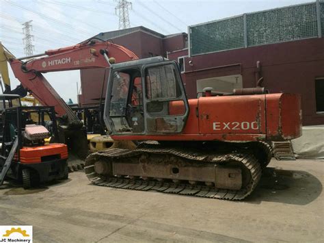 Original Color 20 Ton Used Hitachi Excavator With Isuzu6bd1t Engine Ex200 1