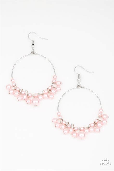 Paparazzi The Pearl Fectionist Pink Pearl Silver Hoop Earrings