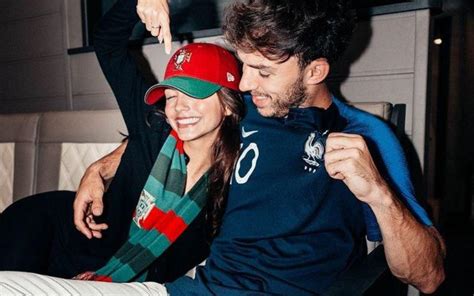 Kika Cerqueira Gomes E Pierre Gasly D O As Boas Vindas Ao Novo Membro