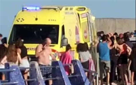 Un menor grave tras tirarse al mar en el Puertito de Güímar