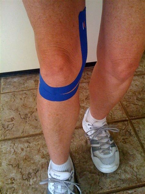 Kt Tape For Medial Meniscus Tear And Patella Tendon Suppor Flickr