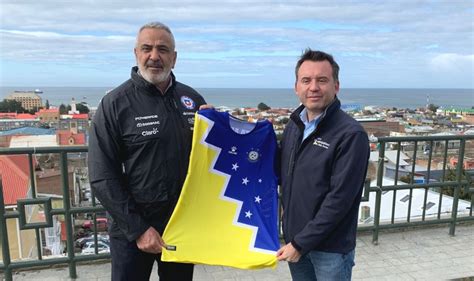 El fútbol chileno firma convenio con Municipalidad de Punta Arenas para