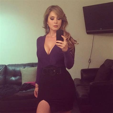 Naked Anais Salazar Added 07 19 2016 By ThegoonerAFC02