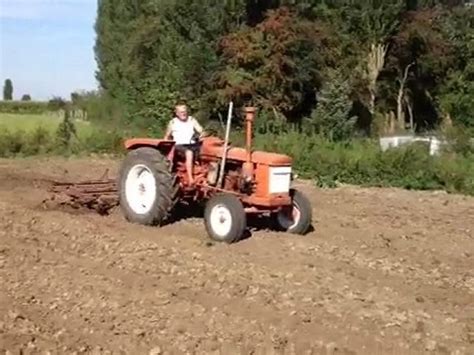 Tracteur Renault Super D Vid O Dailymotion