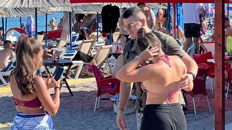 Pink Rs Paparaco Sa Crnogorskog Primorja Sloba Radanovi Uhva En Na