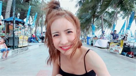 New Hot Sexy Lita Rinrapat Bikini Pics