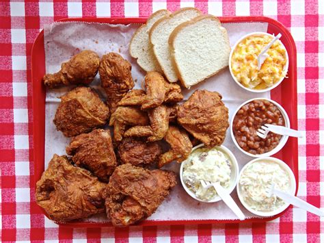 Gus’s World Famous Fried Chicken - Review - Downtown Atlanta - Atlanta