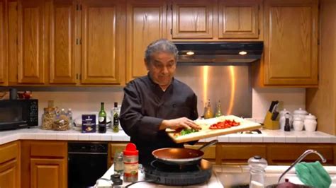 Cooking Cuban Sofrito - YouTube