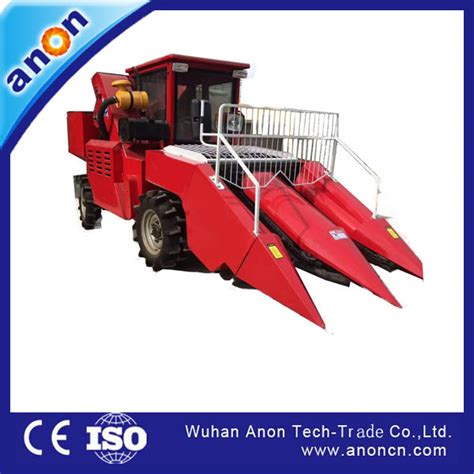 Anon Agricultural Machinery Self Propelled Corn Cobs Harvester Peeling