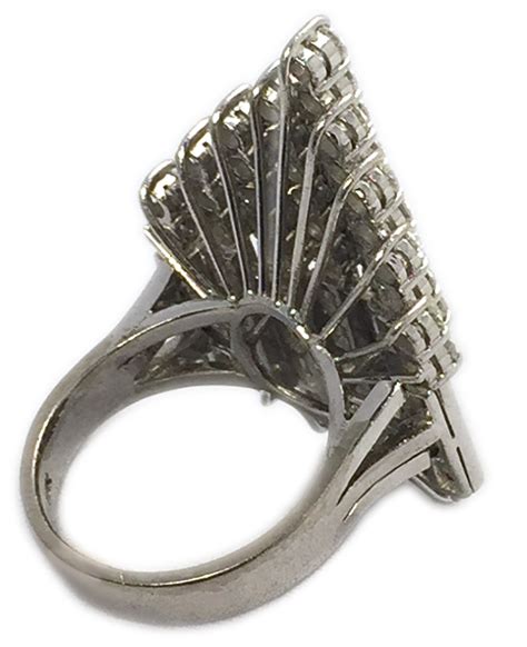 Geometric Design Diamond Cocktail RIng - Eleuteri