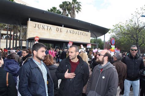 Iu Critica Los Recortes De La Junta En Guarder As Y Apoya Las