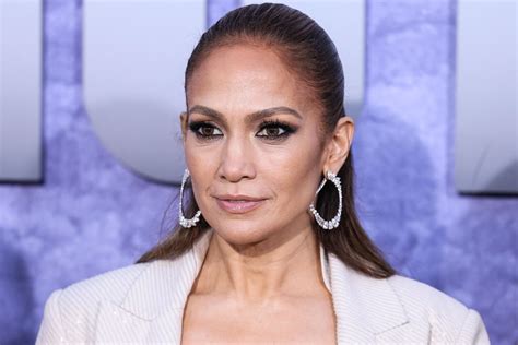 Jennifer Lopez découvrez lintérieur de sa spectaculaire villa de Bel