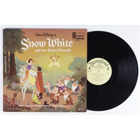 Vintage 1968 Walt Disney Snow White And The Seven Dwarfs Vinyl Record Album Pristine Auction