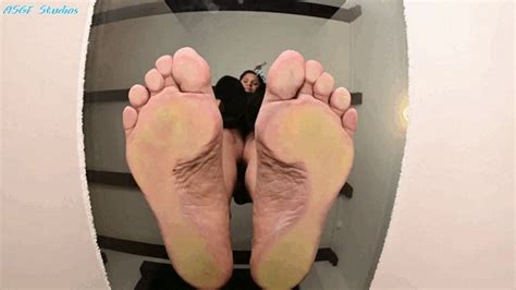 Moody Milf Friend Domi BAREFOOT Crush Pt 2 MOV Amateur Soles Giantess And Footjobs