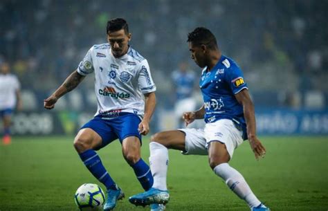 Csa Vence O Cruzeiro No Mineir O E Ganha Sobrevida Contra O