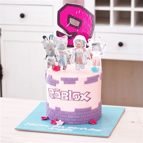 Pink Roblox Cake The House Of Cakes Dubai