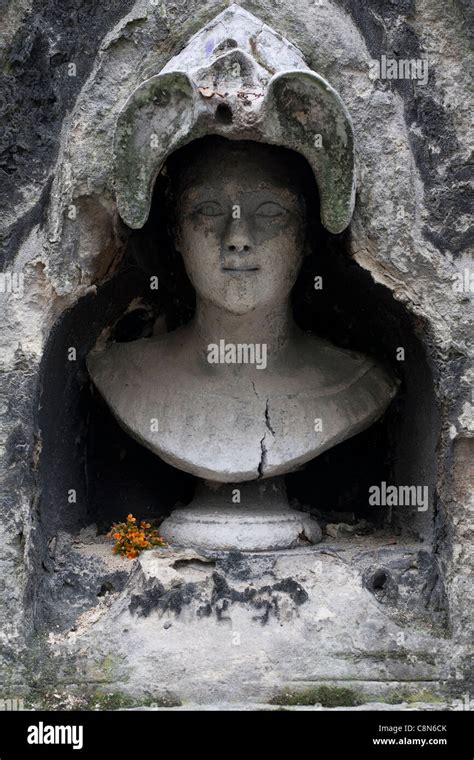 Montmartre Cemetery Paris France Stock Photo Alamy