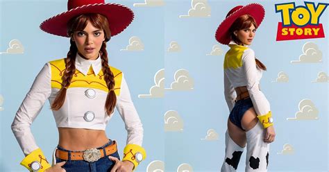 Kendall Jenner é Una Sexy Jessie Di Toy Story Nel Suo Costume Di