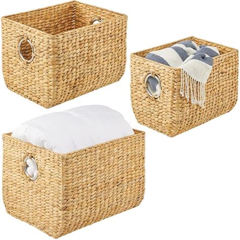 mDesign Lot de 3 paniers de rangement en osier avec poignées Paniers