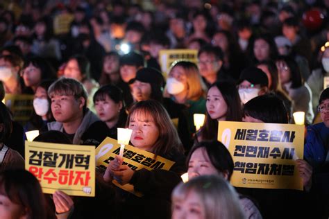 거세진 세월호참사 전면 재수사 목소리“책임자 122명 고발”