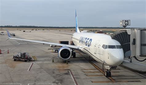 Ua B M Iah United Airlines Boeing Max At George Bus Flickr