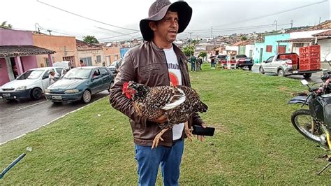 VANIO DA FEIRA DAS GALINHAS REGISTRANDO A FEIRA DE CAPOEIRAS PE