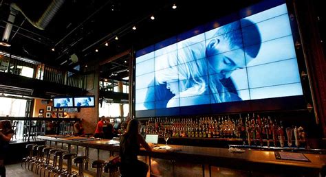 Big Video Wall For Jack Astor S Flagship Toronto Location