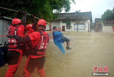 现场直击！成都蒲江县遭遇大暴雨袭击 搜狐大视野 搜狐新闻