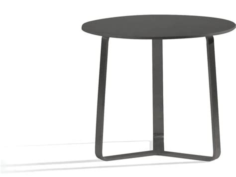 Giro Coffee Table By Manutti