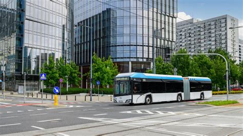 Why fuel cell buses are becoming operators’ vehicle of choice for ...