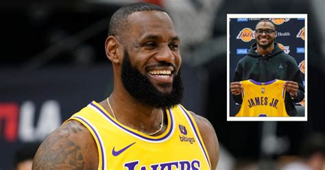 Lebron James Re Signs With Los Angeles Lakers After Team Drafts Son Bronny