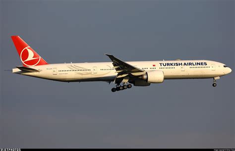 TC LJA Boeing 777 3F2ER Turkish Airlines Ethan Tang JetPhotos