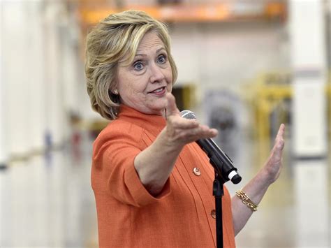 Hillary Clintons Campaign Compared Her Email Scandal To Tom Bradys