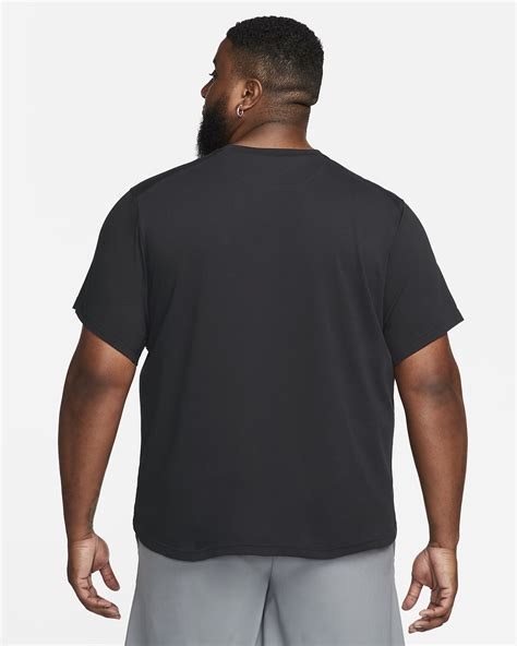 Haut à manches courtes Dri FIT Nike Primary pour homme Nike CA