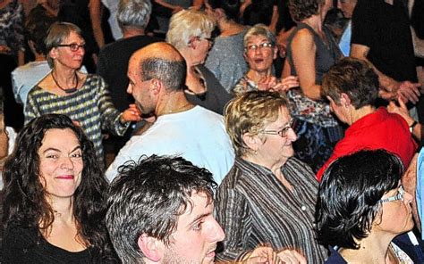 Brezhonegerien Leston n 500 danseurs pour les 30 ans Le Télégramme