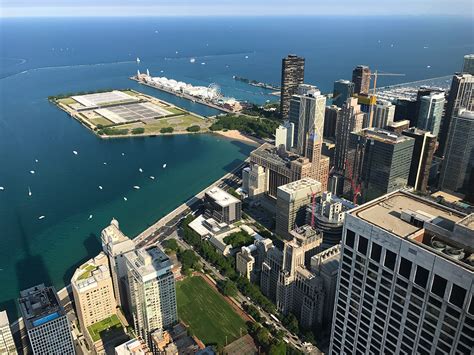 360 Chicago And TILT: Panoramic Views of Chicago From 1,000 Feet Up