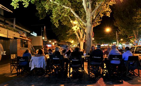 Qu Hacer En Mendoza De Noche La Calle Ar Stides Villanueva