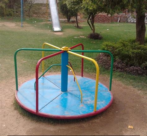 Mild Steel Playground Equipment Revolving Platform Merry Go Round At