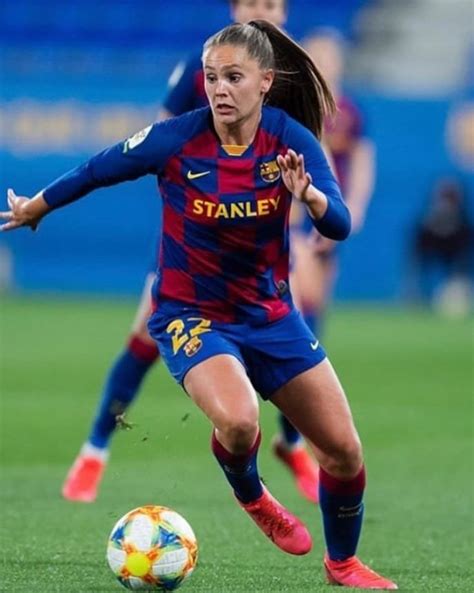 TOP 10 Jogadoras De Futebol Feminino Dexaketo