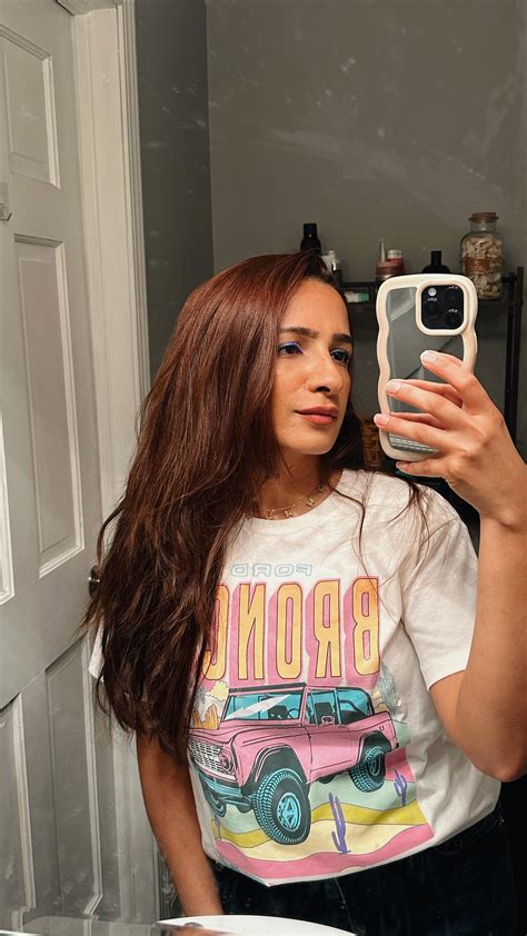 Madiha Khan | lifestyle & travel | you guys can start calling me