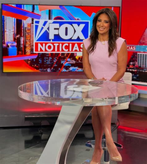 Julie Banderas Nude Pics