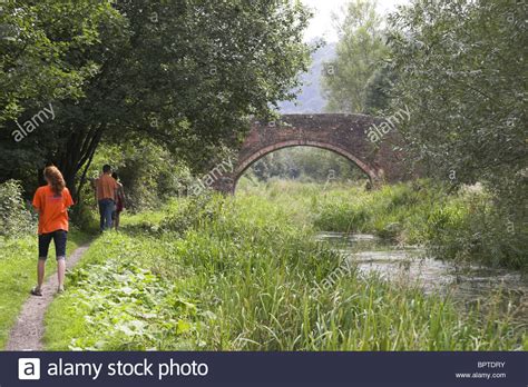 Severn Thames Canal High Resolution Stock Photography And Images Alamy